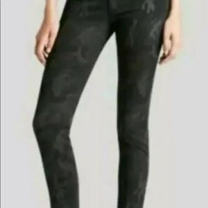 DL1961 Emma Camo Black and Grey Size 25 Perfect Condition!